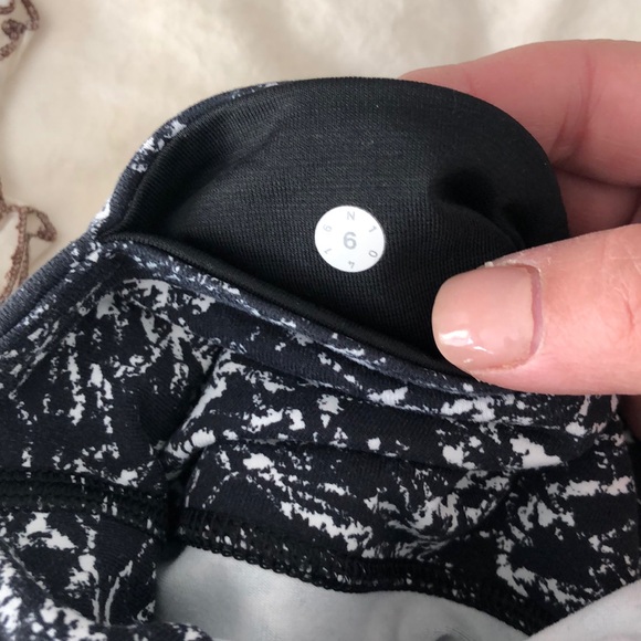 Lululemon Cropped Pants - Picture 3 of 3